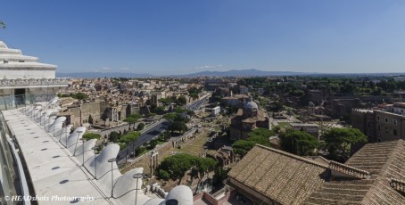 View to the Colosseum from Monument of Vittorio del Emanuele II